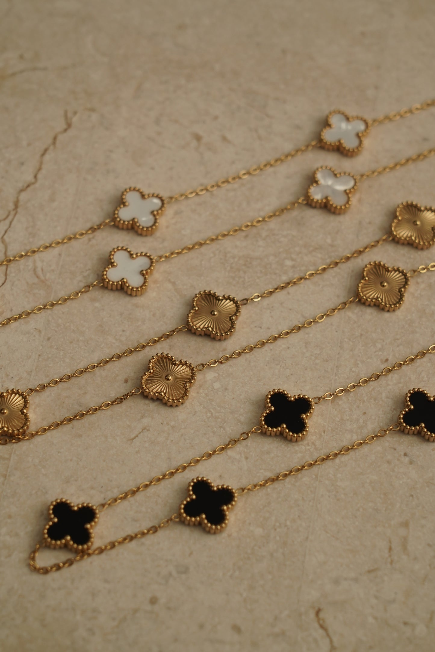Sable I 5 Clover Necklace